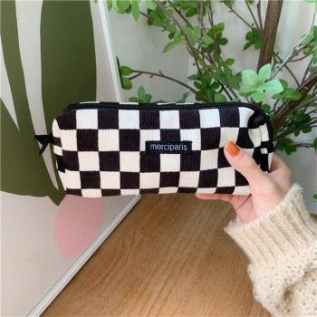 Estuche de lápices floral de pana para mujer