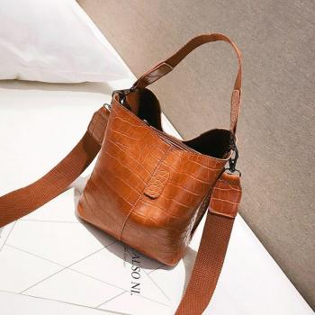 Bolso Cruzado de Cuero Vintage con Patrón de Piedra para Mujer