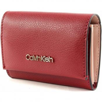 Calvin Klein Tarjetero Enfold Mujer Rojo