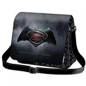 KARACTERMANIA Batman V. Superman