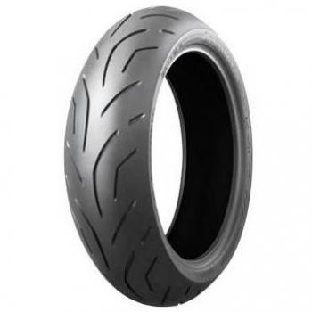 Bridgestone S-20 R Evo con neumáticos de 140/70 R17 y capacidad de carga de 66H para una moto de 250 CC