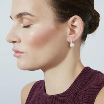 Anu Oro Amarillo 18K con Perla Blanca