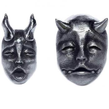 Pendientes Calavera Demoníaca Vintage