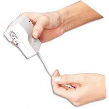 Retrak Wall Charger Apple 30 Pin 80 cm Retractable