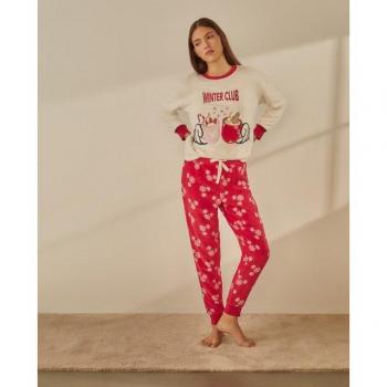 Pijamas con taza de Mickey y Minnie