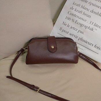 Mini Bolso Retro de Cuero