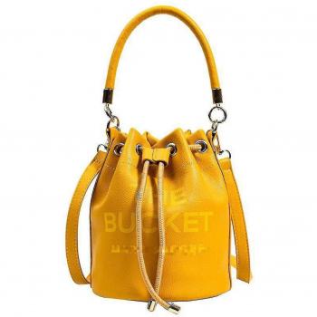 Bolso Cubo de Cuero Amarillo Marc Jacobs 2023