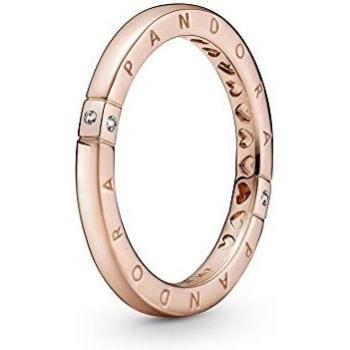 Anillo con logotipo y corazones