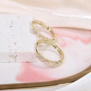 Pendientes cuadrados de oro de 14K con circonitas para mujer