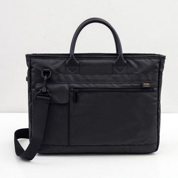 Maletín impermeable para hombre